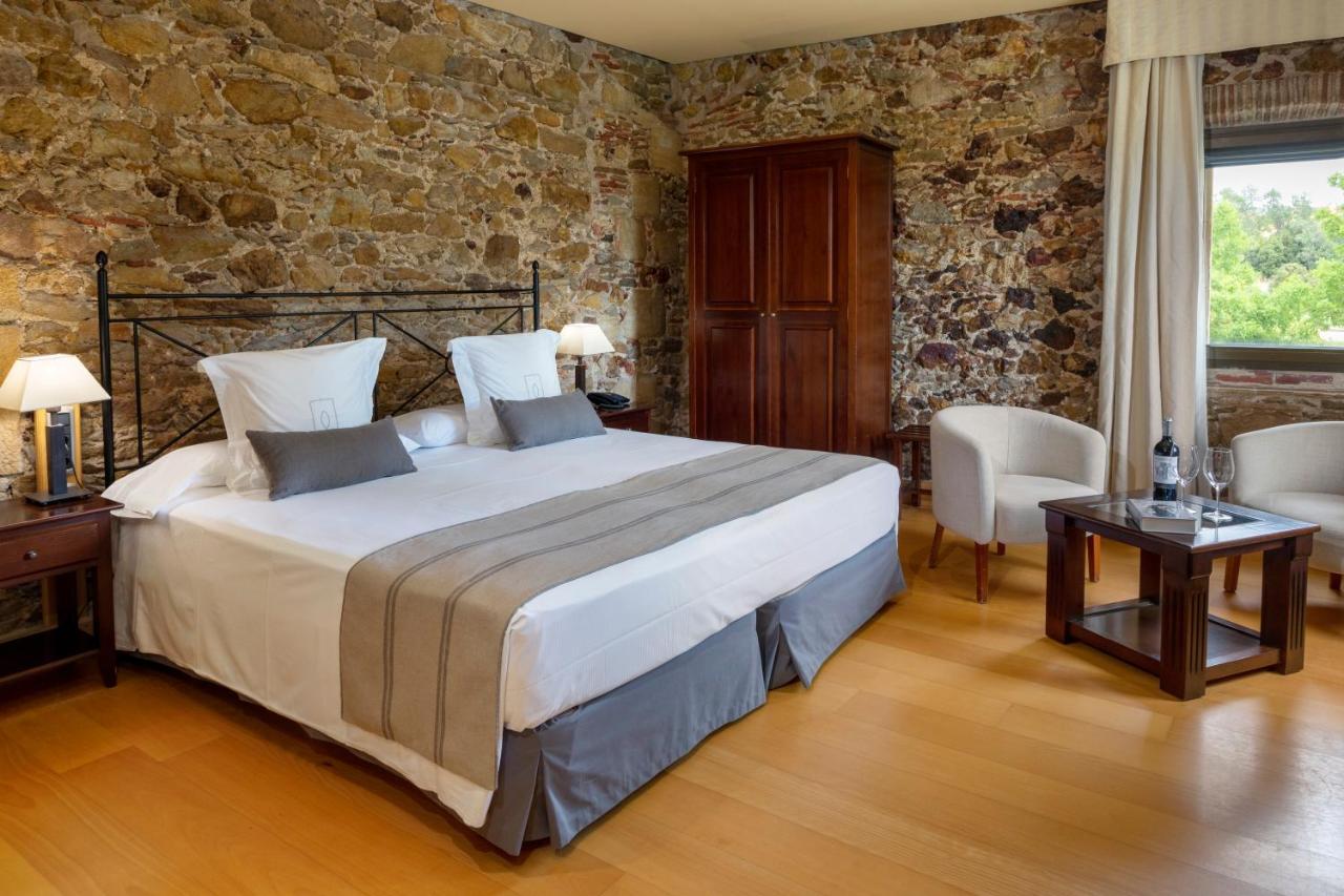 Es Portal Restaurant I Hotel Boutique - Adults Only Pals Bagian luar foto